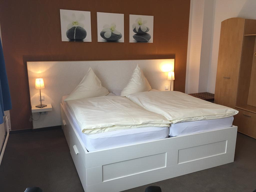 Das Hotelchen Lübeck Buitenkant foto